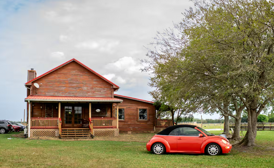 Experience Cozy Comfort at Twins Red Cabin on Airbnb